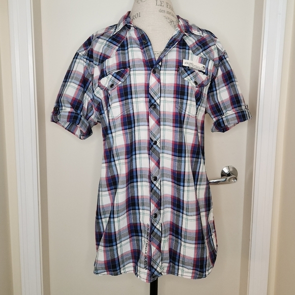 Men's Short Sleeve Plaid Buttoned Shirt - Picture 1 of 13